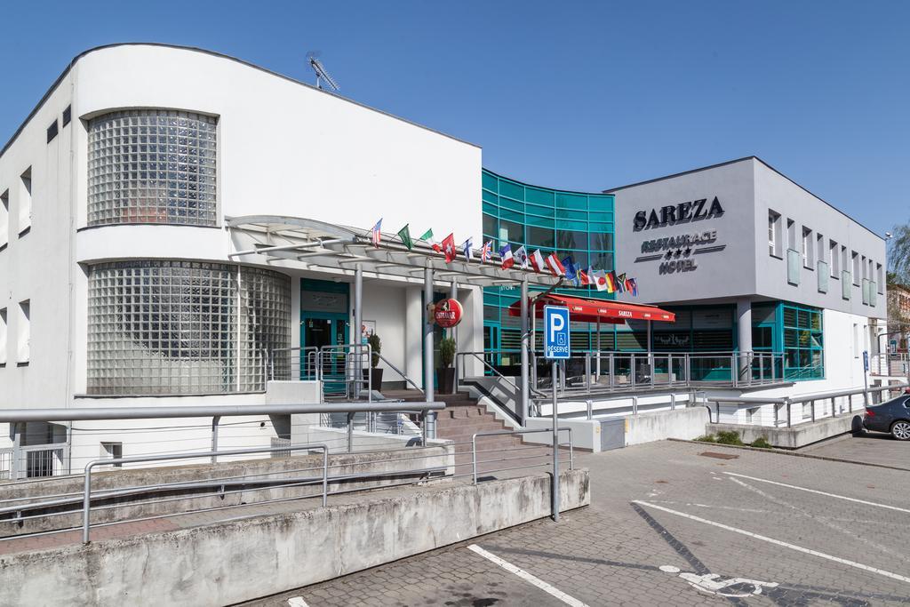 Sareza Hotel Ostrava Bagian luar foto