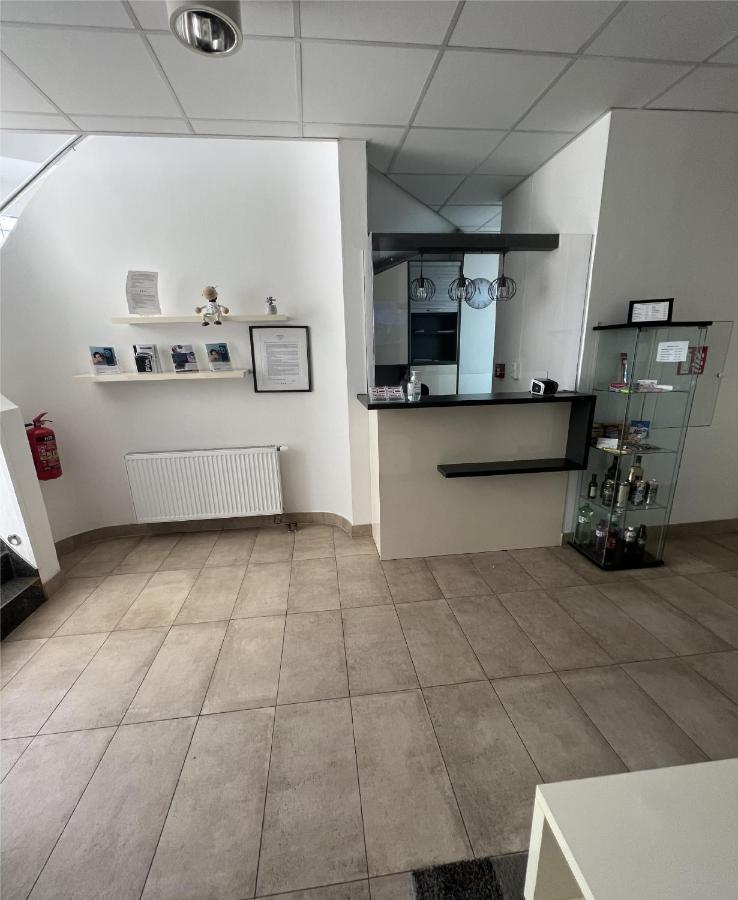 Sareza Hotel Ostrava Bagian luar foto