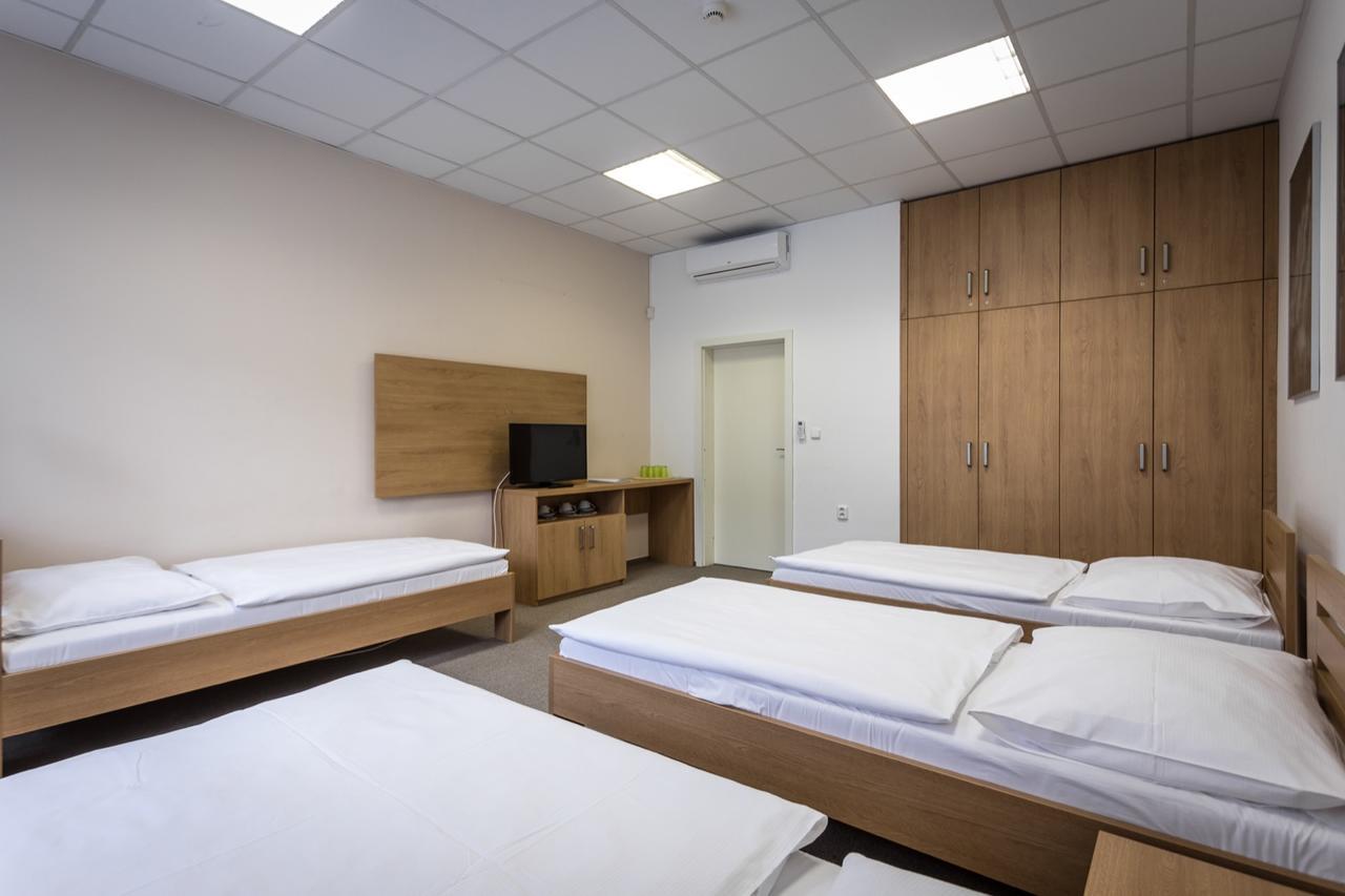 Sareza Hotel Ostrava Bagian luar foto