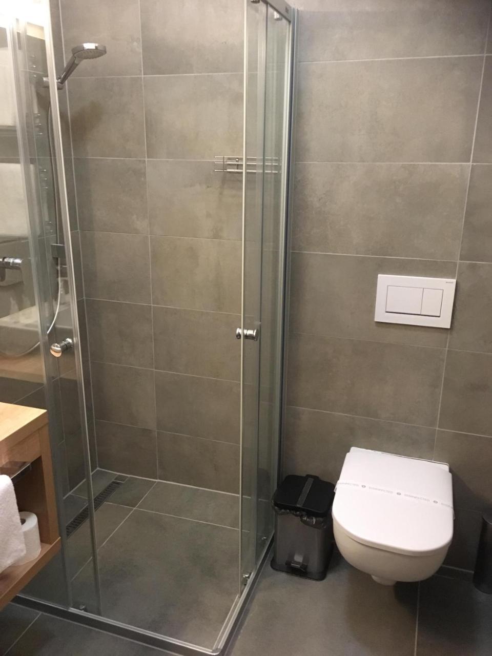 Sareza Hotel Ostrava Bagian luar foto
